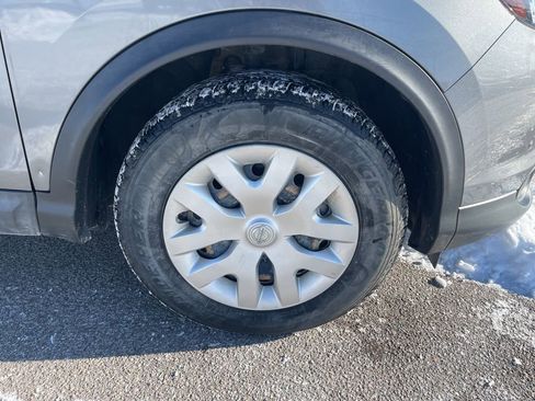 Used 2019 Nissan Rogue Sport S image 11