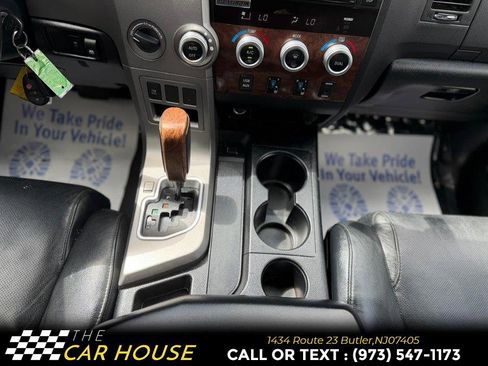 Used 2012 Toyota Tundra Limited w/ Platinum Pkg image 24