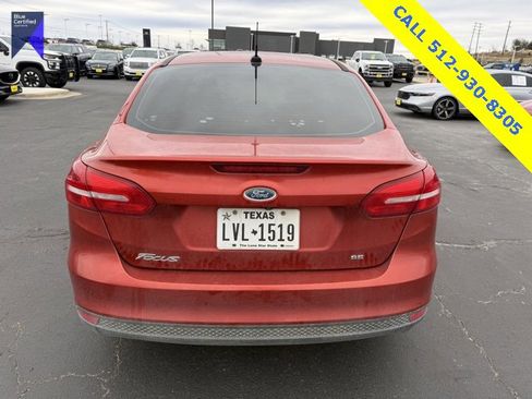 Used 2018 Ford Focus SE image 4