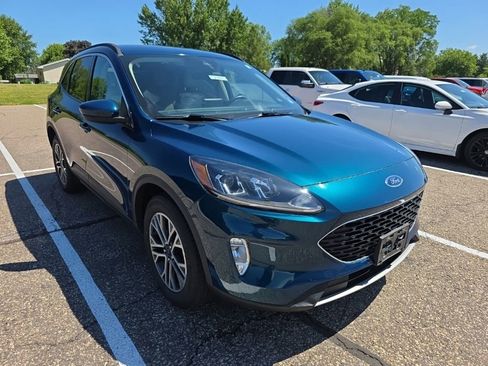 Used 2020 Ford Escape SEL AWD/4WD image 2