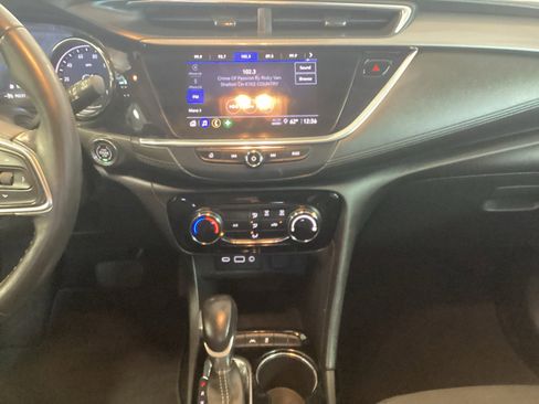 Used 2021 Buick Encore GX Preferred image 11