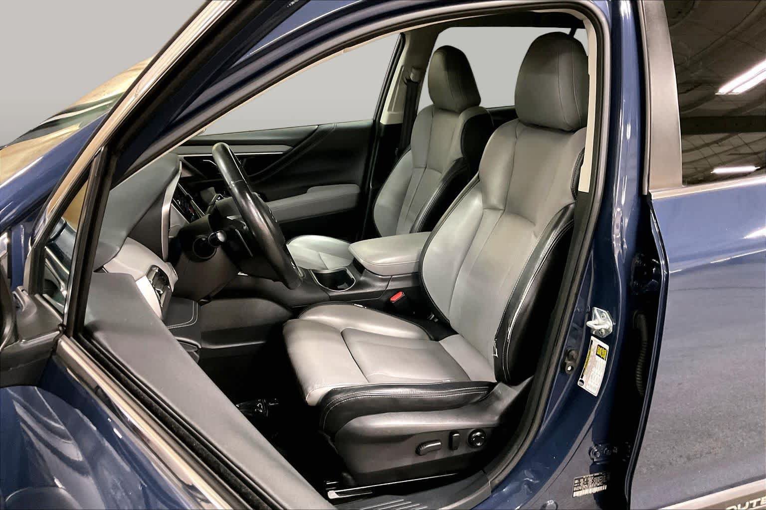 Used 2023 Subaru Outback Limited AWD/4WD image 8