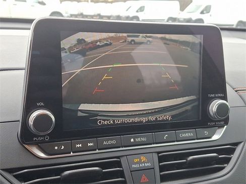 Used 2022 Nissan Altima 2.5 SR image 18