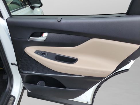 Used 2020 Hyundai Santa Fe Limited image 29