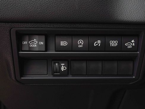 New 2026 Toyota Tundra Limited image 17