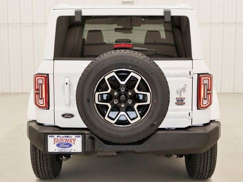 New 2025 Ford Bronco Outer Banks image 7