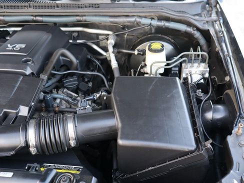 Used 2012 Nissan Frontier PRO-4X w/ Pro-4x Luxury Pkg image 41