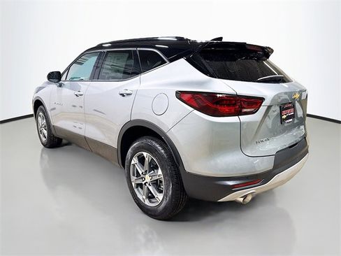 New 2026 Chevrolet Blazer LT image 10