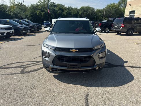 Used 2023 Chevrolet TrailBlazer ACTIV w/ Sun and Liftgate Package AWD/4WD image 2