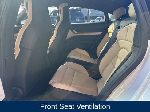 Used 2020 Porsche Taycan 4S image 15