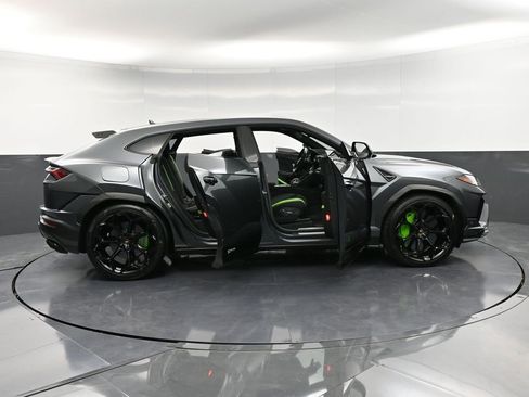 Used 2024 Lamborghini Urus Performante image 41