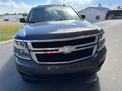 Used 2017 Chevrolet Tahoe LT w/ Luxury Package AWD/4WD image 2