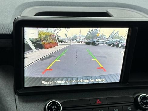 Certified 2023 Ford Maverick XLT w/ XLT Luxury Package image 15