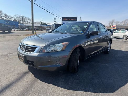 Used 2010 Honda Accord LX image 7