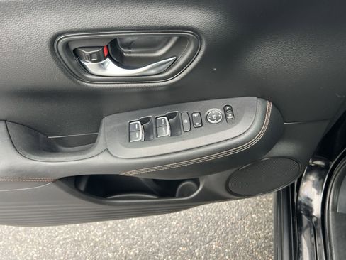 Used 2023 Honda HR-V Sport image 14