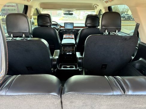 Used 2020 Lincoln Aviator Reserve w/ Elements Package Plus AWD/4WD image 22