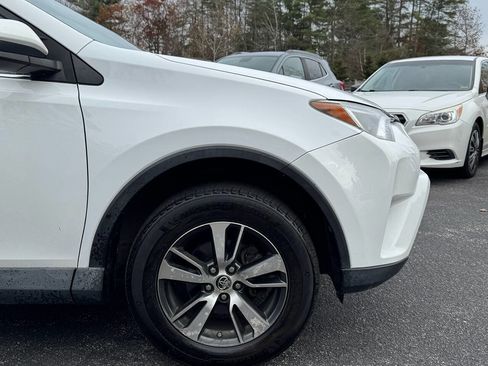 Used 2016 Toyota RAV4 XLE image 14