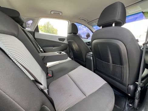 Used 2020 Hyundai Kona SE FWD image 21