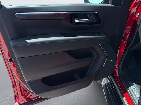 New 2026 Chevrolet Tahoe Premier AWD/4WD image 16