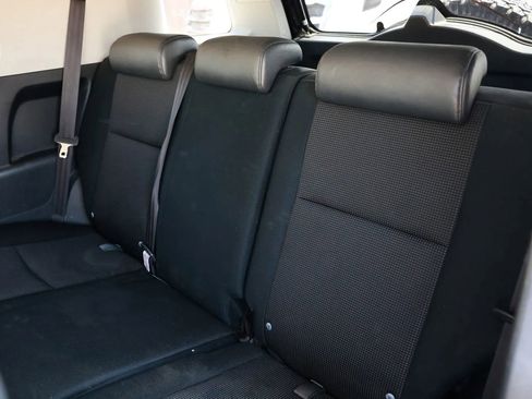 Used 2007 Toyota FJ Cruiser Sport Utility 2D image 14