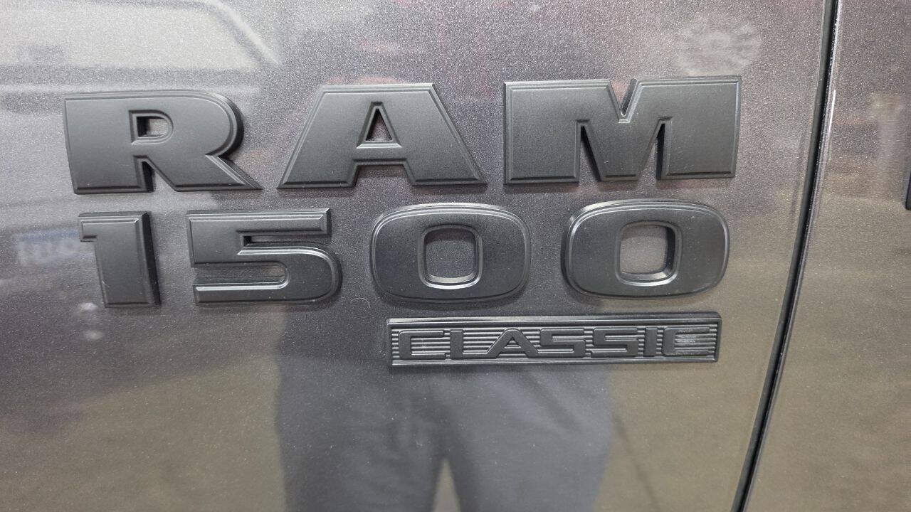 Used 2022 RAM 1500 Express w/ Express Value Package AWD/4WD image 10