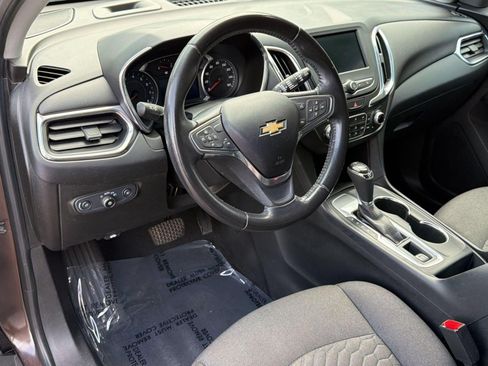 Used 2020 Chevrolet Equinox LT FWD image 4