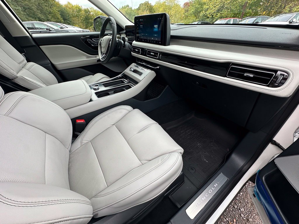 New 2027 Lincoln Aviator Reserve AWD/4WD image 22