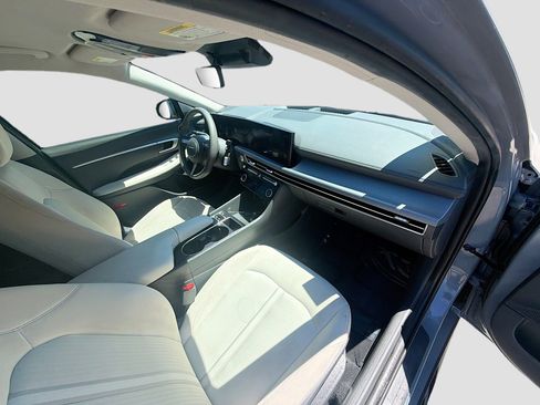 Used 2024 Hyundai Sonata SEL FWD image 31