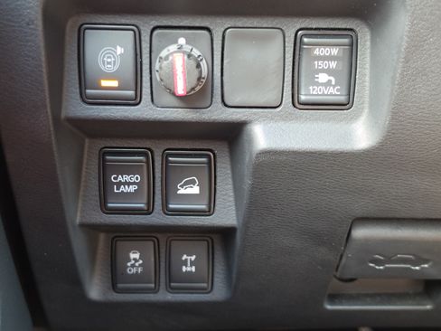 Used 2023 Nissan Frontier PRO-4X w/ Pro-4X Premium Package AWD/4WD image 13