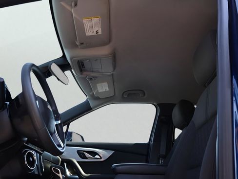 Used 2022 Chevrolet Blazer LT image 36