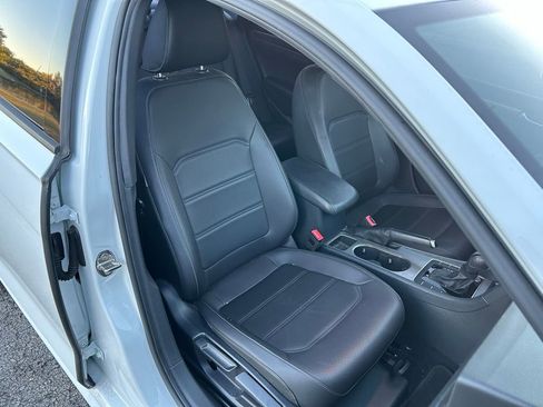 Used 2022 Volkswagen Passat 2.0T R-Line image 15