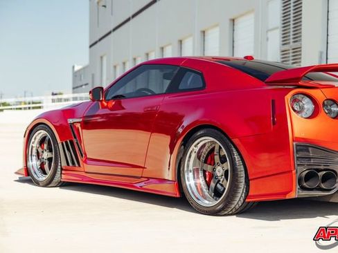 Used 2009 Nissan GT-R Premium AWD/4WD image 51