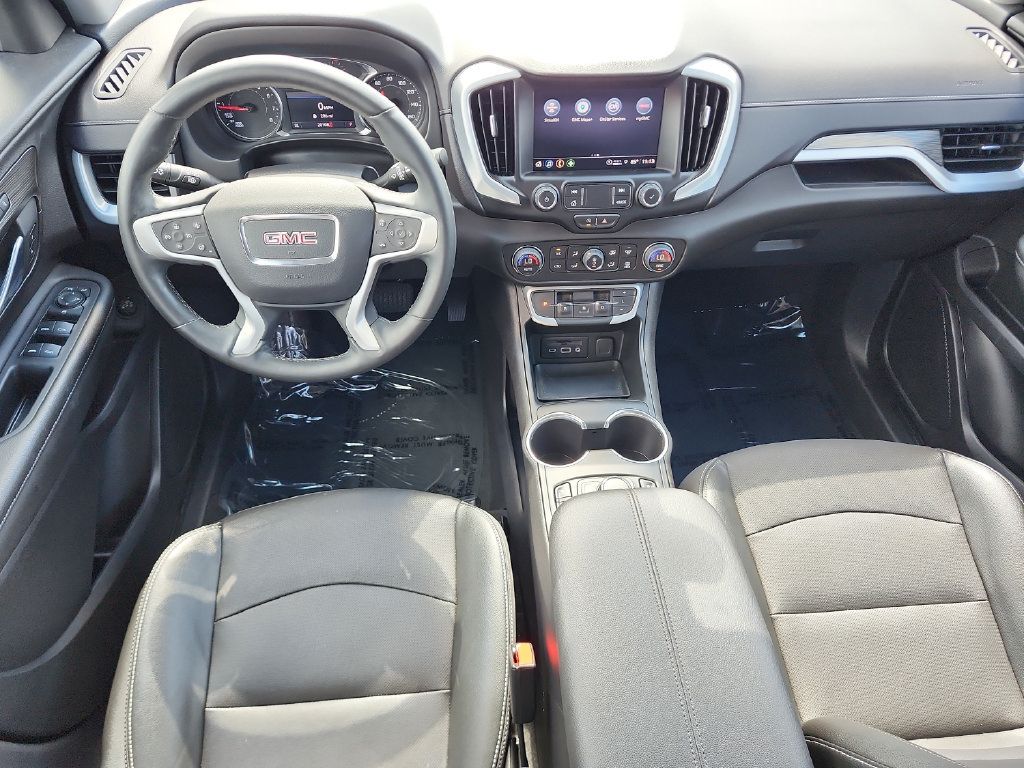 Used 2023 GMC Terrain SLT AWD/4WD image 18