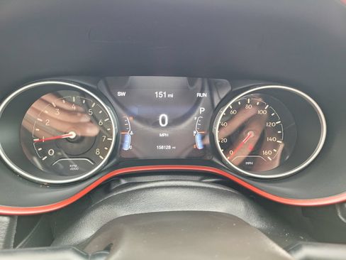 Used 2019 Jeep Compass Trailhawk w/ Cold Weather Group AWD/4WD image 27