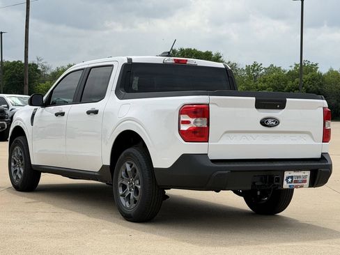 New 2026 Ford Maverick XLT image 36