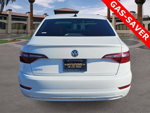 Used 2021 Volkswagen Jetta SE image 7