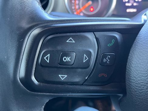 Used 2018 Jeep Wrangler Sport image 19