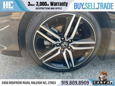 Used 2017 Honda Accord Sport image 10