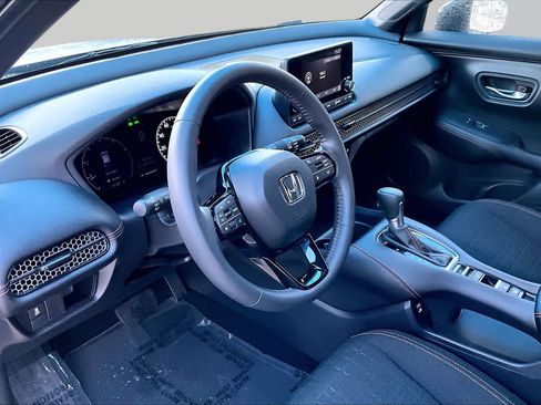 Used 2024 Honda HR-V Sport image 18