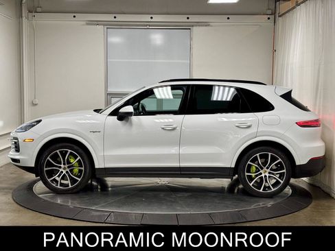 Used 2019 Porsche Cayenne E-Hybrid AWD/4WD image 6