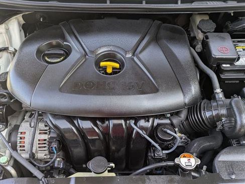 Used 2016 Hyundai Elantra SE w/ Option Group 02 image 20