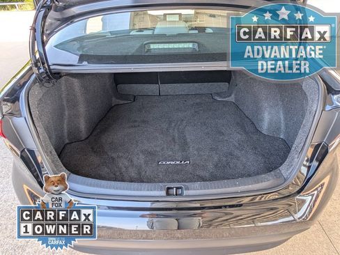 Used 2025 Toyota Corolla LE FWD image 19