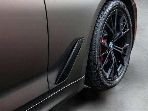 Used 2023 BMW 530i w/ M Sport Package image 18