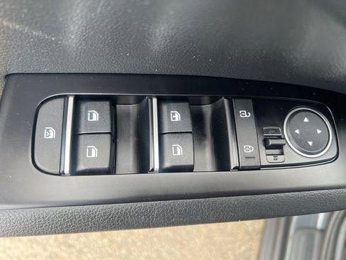 Certified 2022 Kia Soul LX w/ Technology Package FWD image 49
