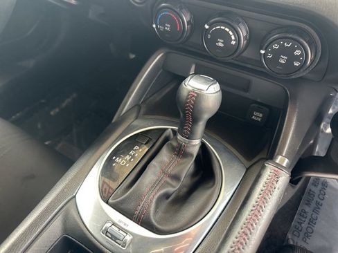 Used 2017 MAZDA MX-5 Miata Sport image 15