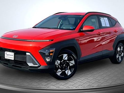 Used 2024 Hyundai Kona SEL image 1