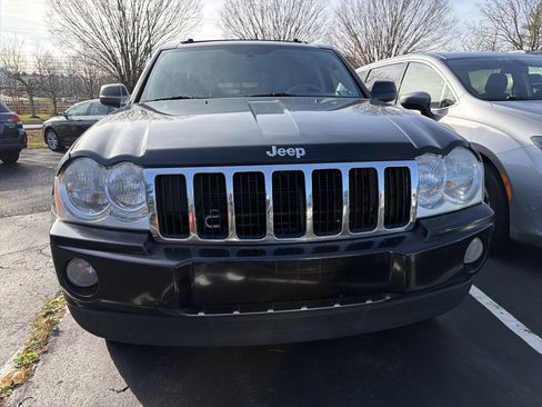 Used 2007 Jeep Grand Cherokee Limited image 2