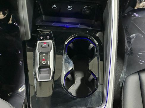 Certified 2025 Audi Q5 Premium w/ Convenience Package image 17