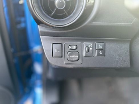 Used 2018 Toyota Prius C Four image 15