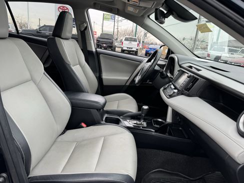 Used 2018 Toyota RAV4 Limited w/ All Weather Liner Package image 39